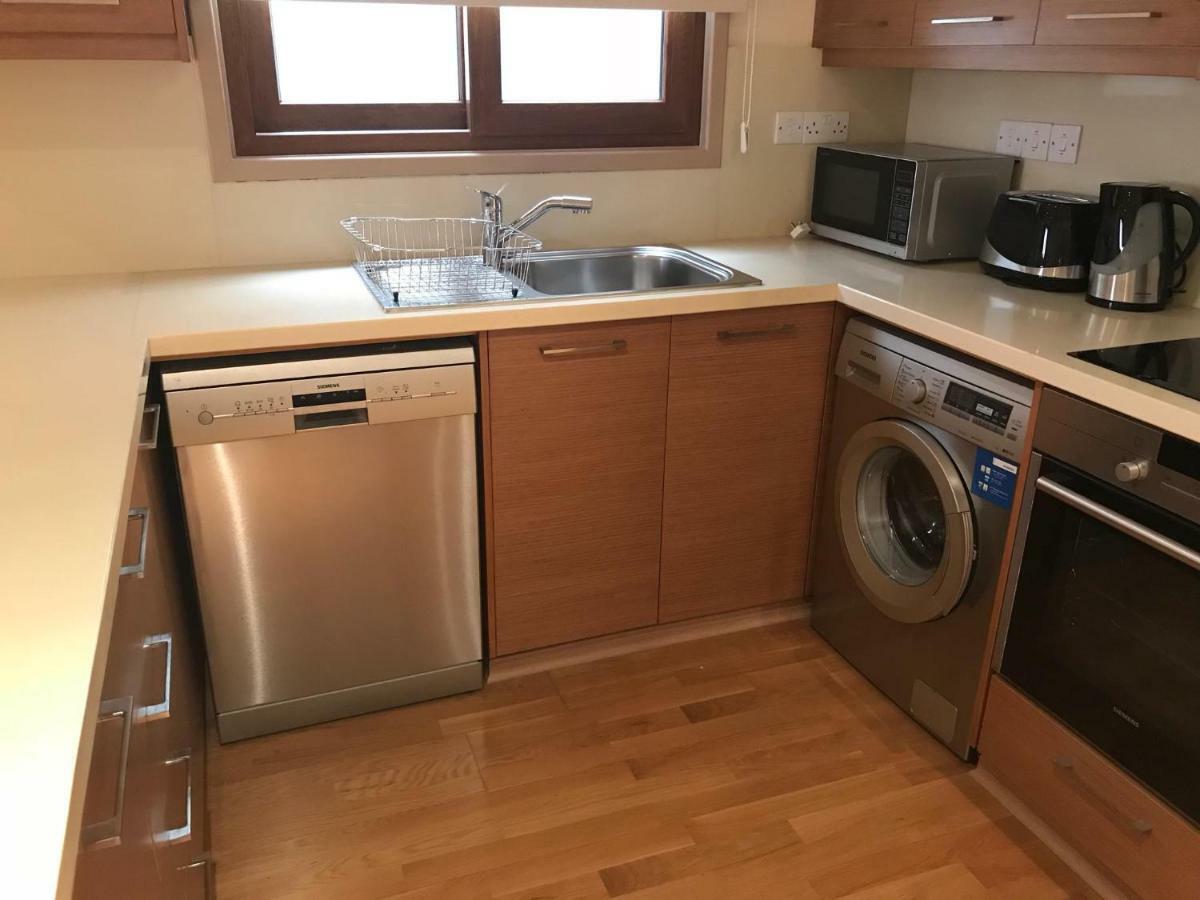 Sea View Central Apt Ithaki Ларнака Экстерьер фото