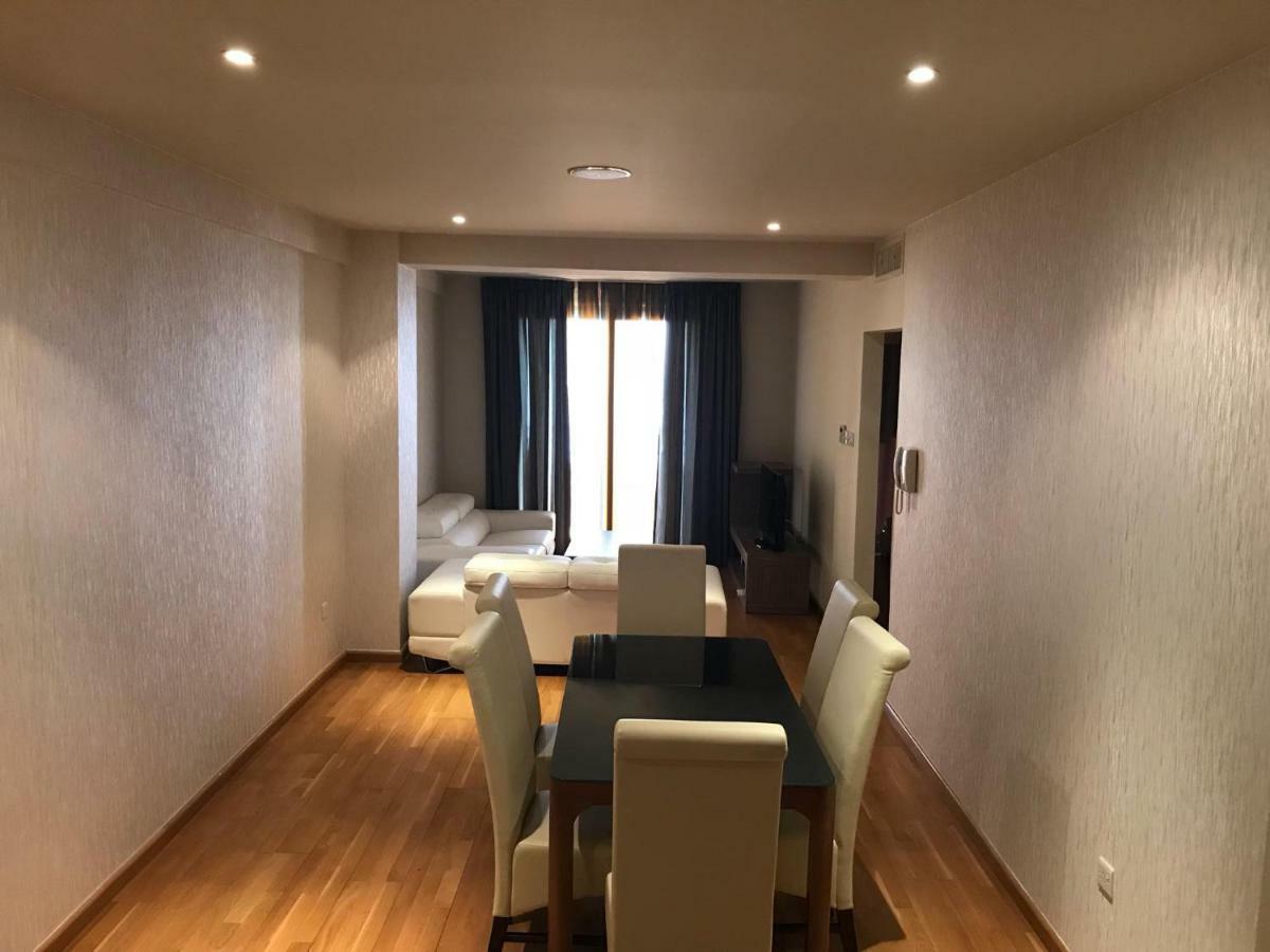 Sea View Central Apt Ithaki Ларнака Экстерьер фото